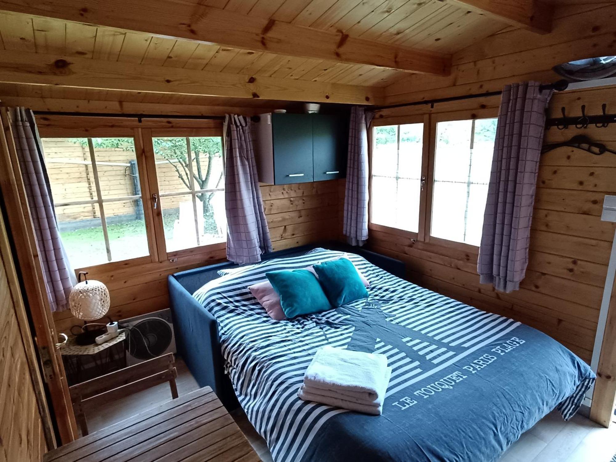 Gite Les Chalets Du Fliers Verton Meubles De Tourisme Classes 2 Etoiles Berck 客房 照片