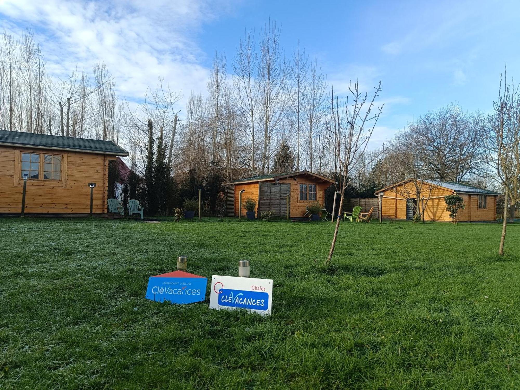 Gite Les Chalets Du Fliers Verton Meubles De Tourisme Classes 2 Etoiles Berck 外观 照片